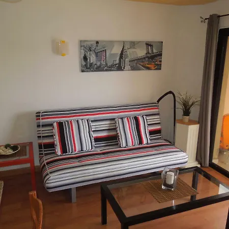 Beachfront-apartment Las Vistas 1 With Sea-view, Heated, Pool, Wifi, Sat-tv Apartment Arona (Tenerife)